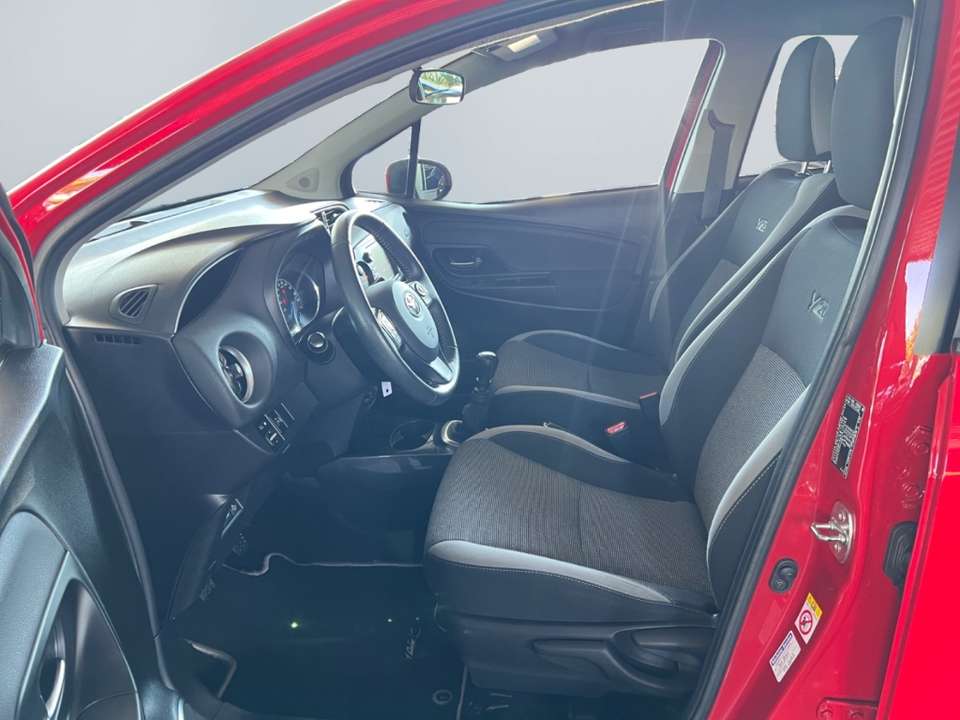Toyota Yaris - Imagem 9