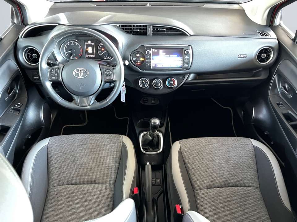 Toyota Yaris - Imagem 12