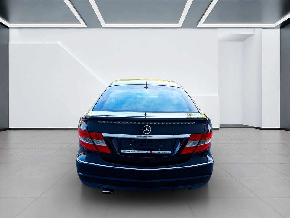 Mercedes-Benz CLC - Imagem 8