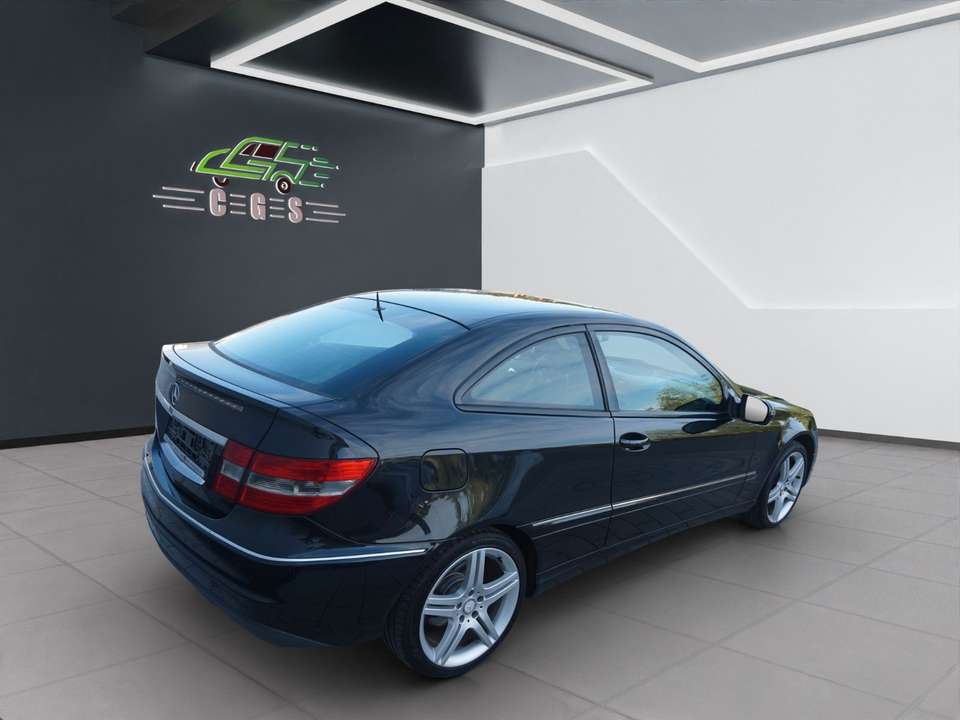 Mercedes-Benz CLC - Imagem 9