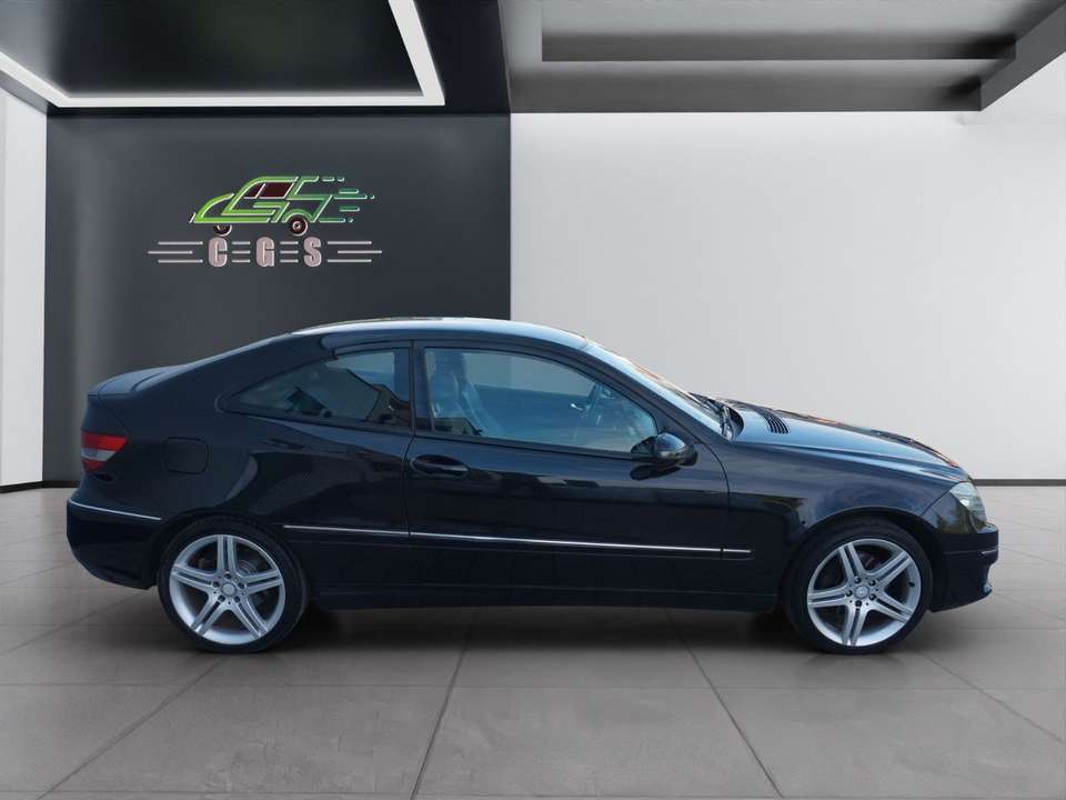 Mercedes-Benz CLC - Imagem 10