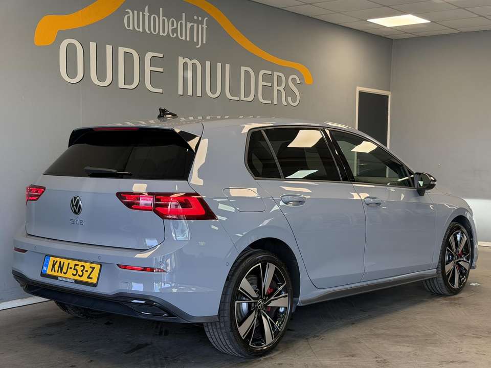 Volkswagen Golf GTE - Imagem 4