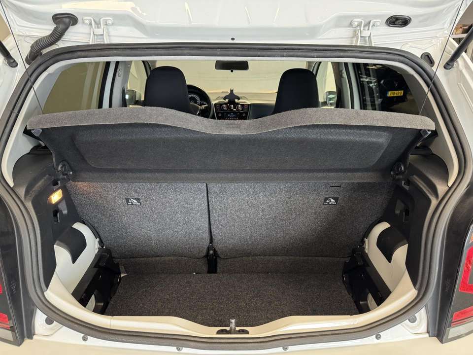 Volkswagen up! - Imagem 18