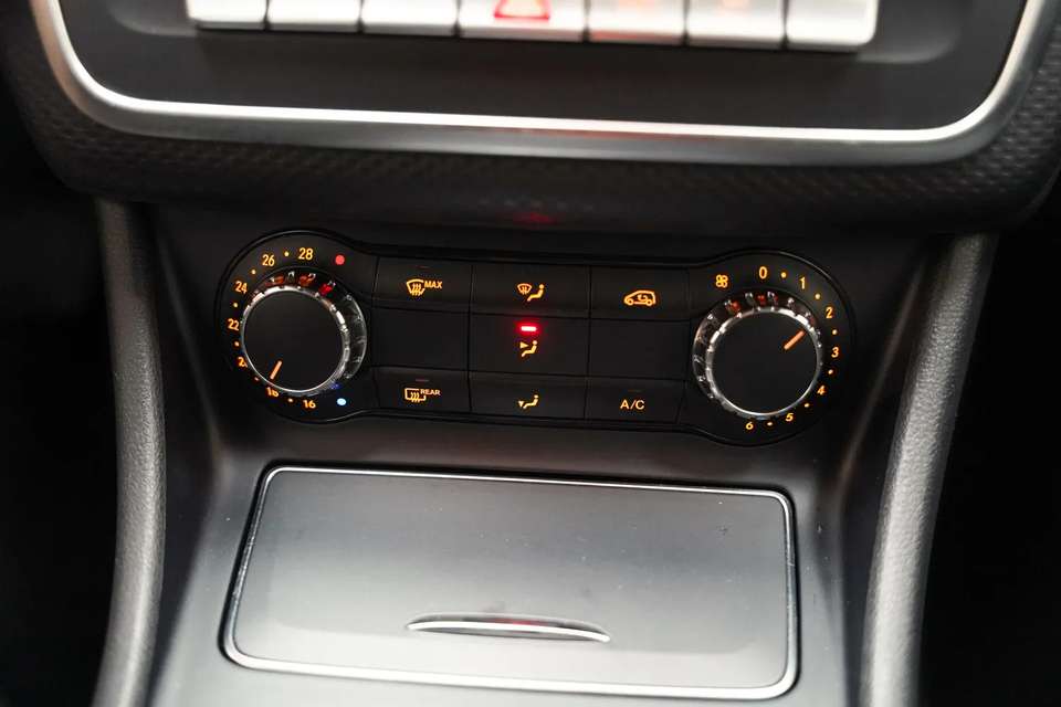 Mercedes-Benz A 180 - Imagem 8