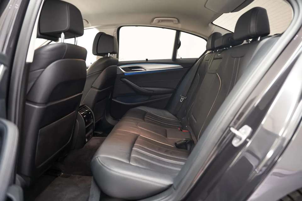 BMW 530 - Imagem 11