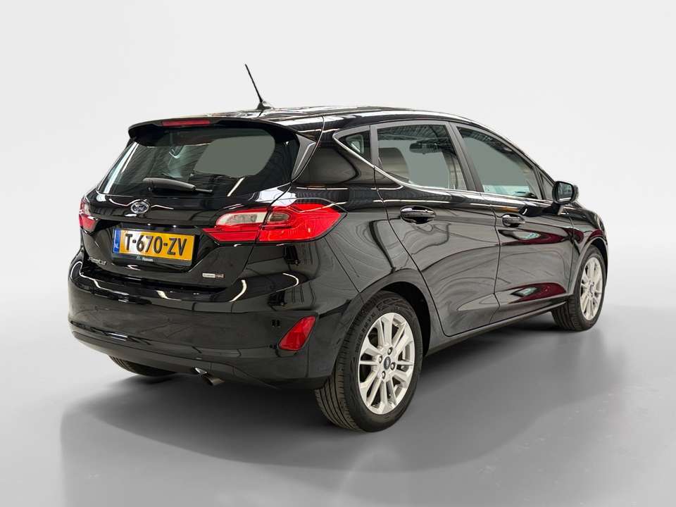Ford Fiesta - Imagem 2