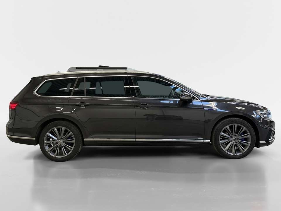 Volkswagen Passat Variant - Imagem 7