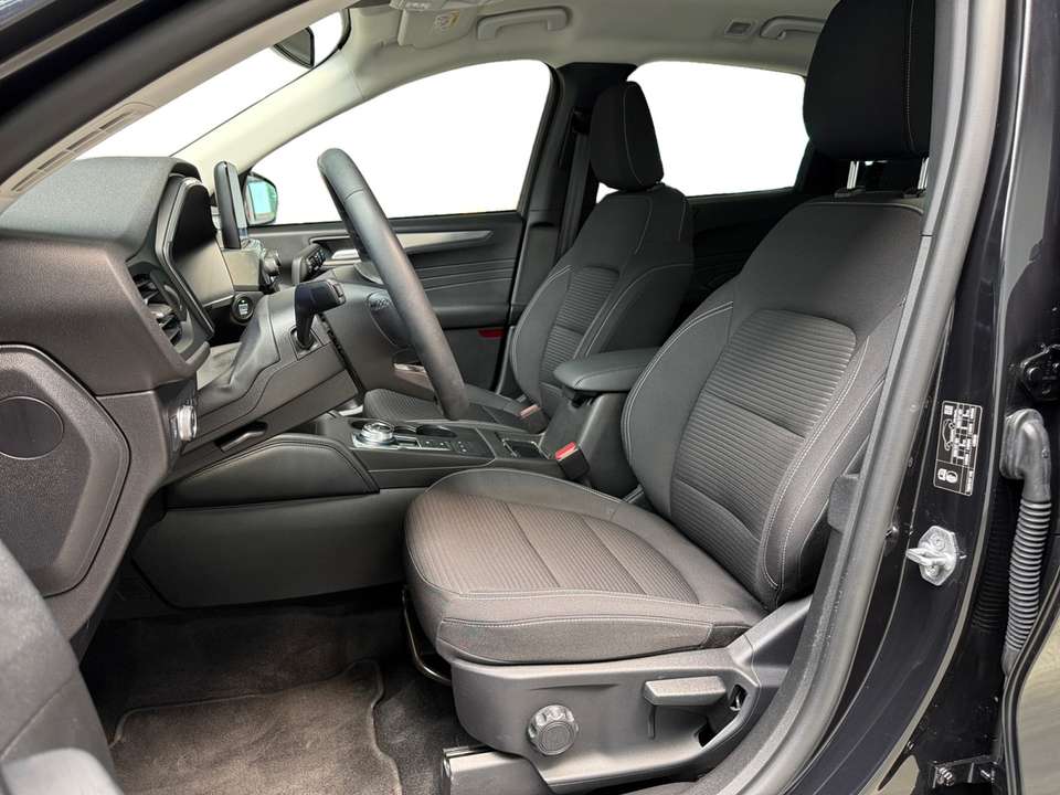 Ford Kuga - Imagem 11