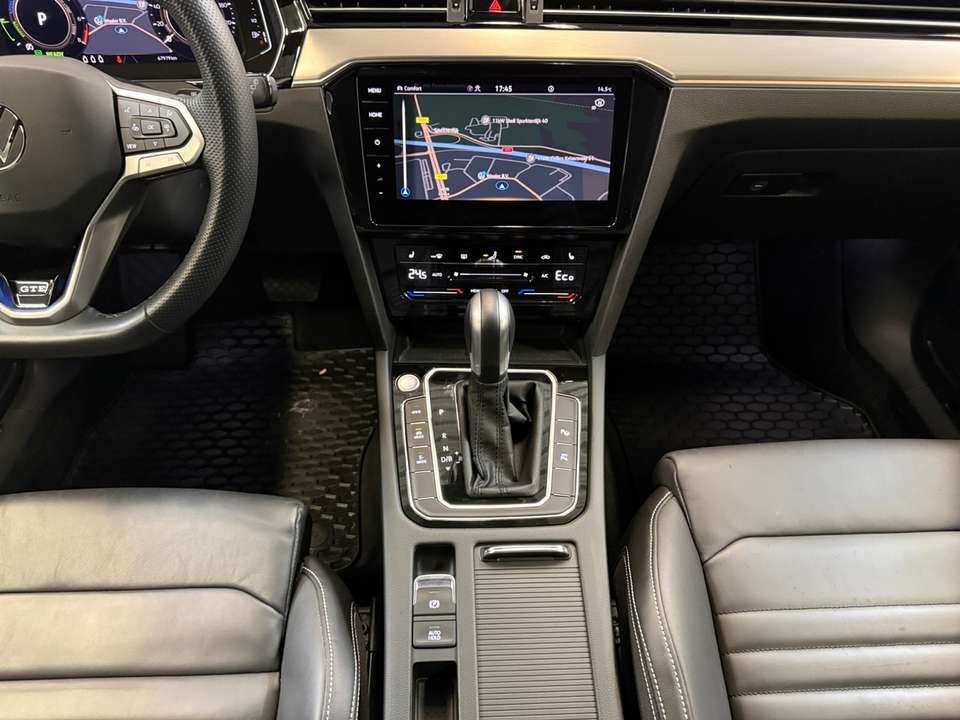 Volkswagen Passat Variant - Imagem 8