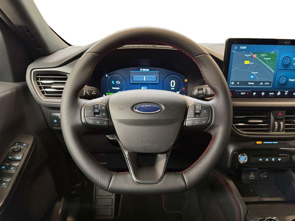 Ford Kuga - Imagem 12