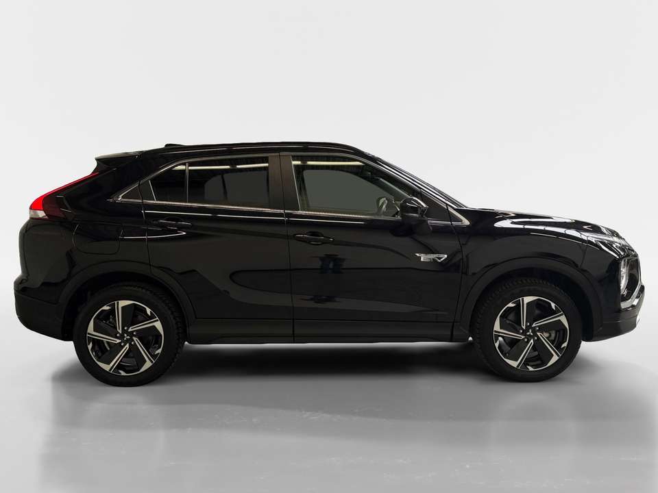Mitsubishi Eclipse Cross - Imagem 8