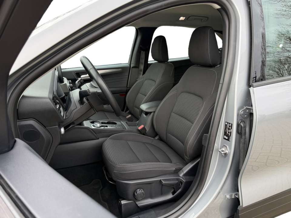 Ford Kuga - Imagem 12