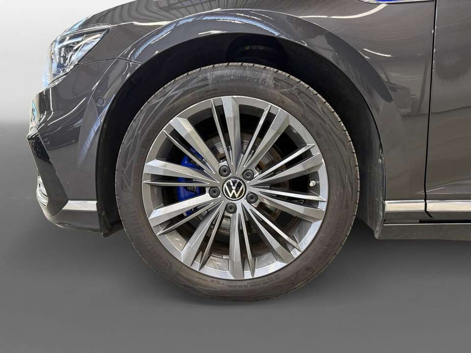Volkswagen Passat Variant - Imagem 14