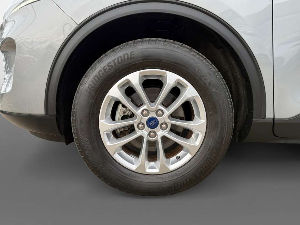 Ford Kuga - Imagem 14