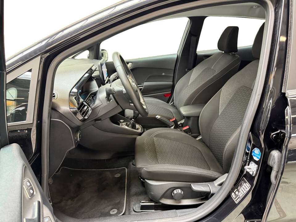 Ford Fiesta - Imagem 11