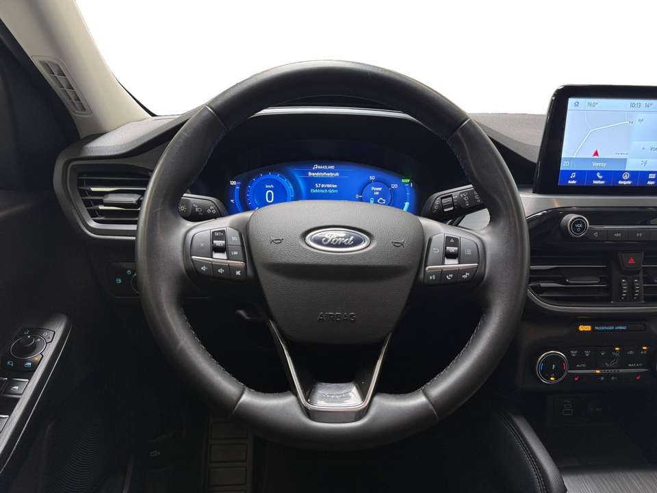 Ford Kuga - Imagem 11