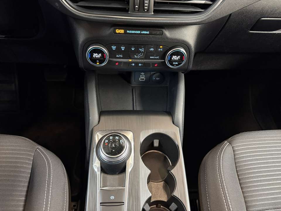 Ford Kuga - Imagem 8
