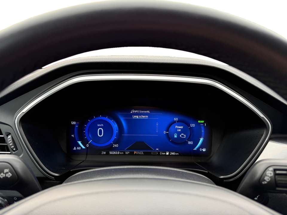 Ford Kuga - Imagem 15