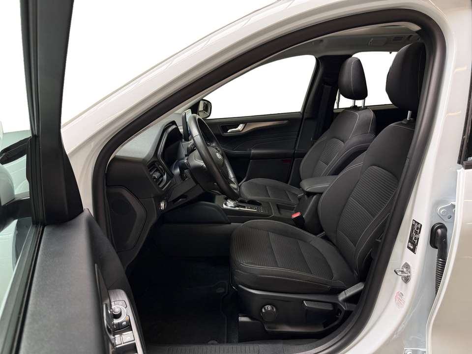 Ford Kuga - Imagem 12