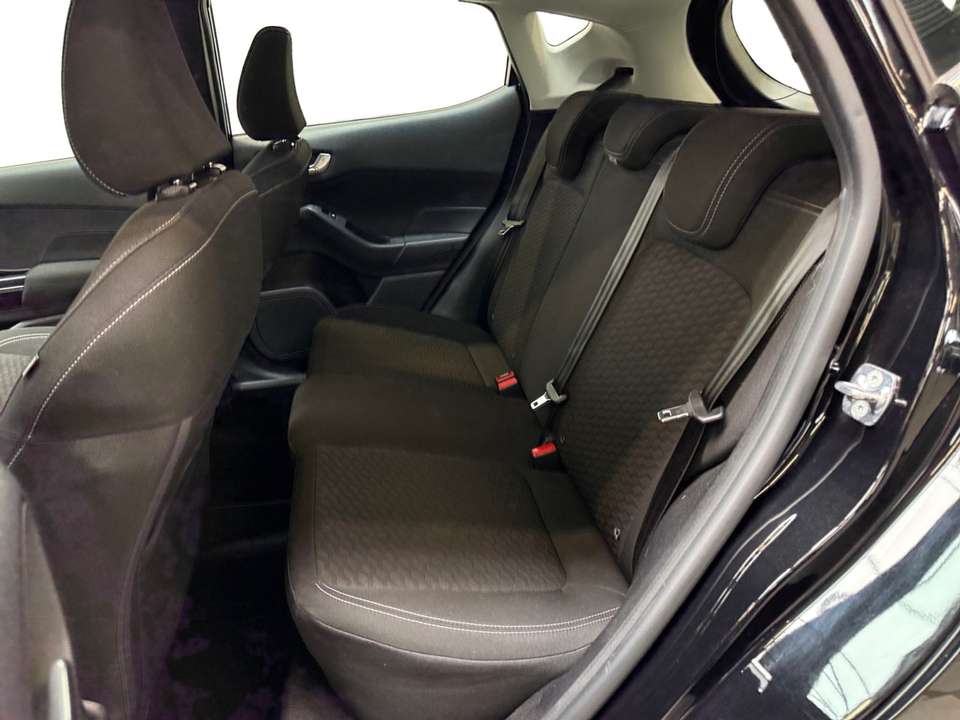 Ford Fiesta - Imagem 13