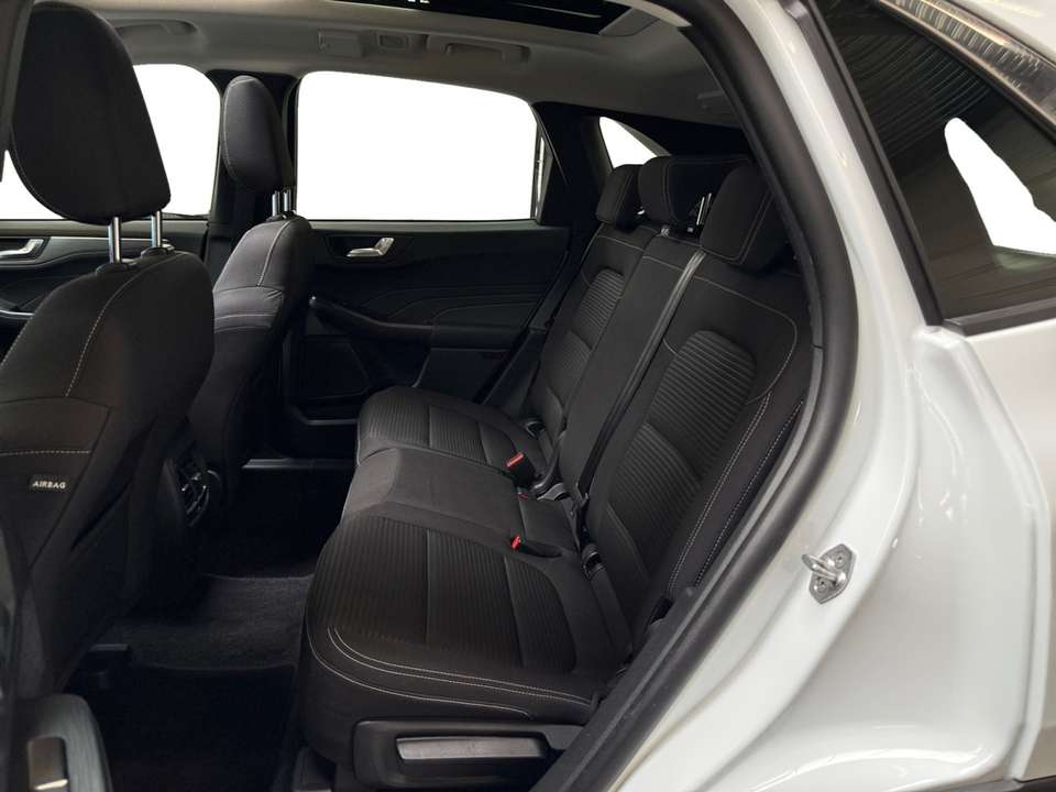Ford Kuga - Imagem 14