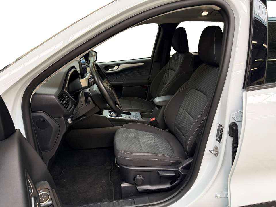 Ford Kuga - Imagem 11