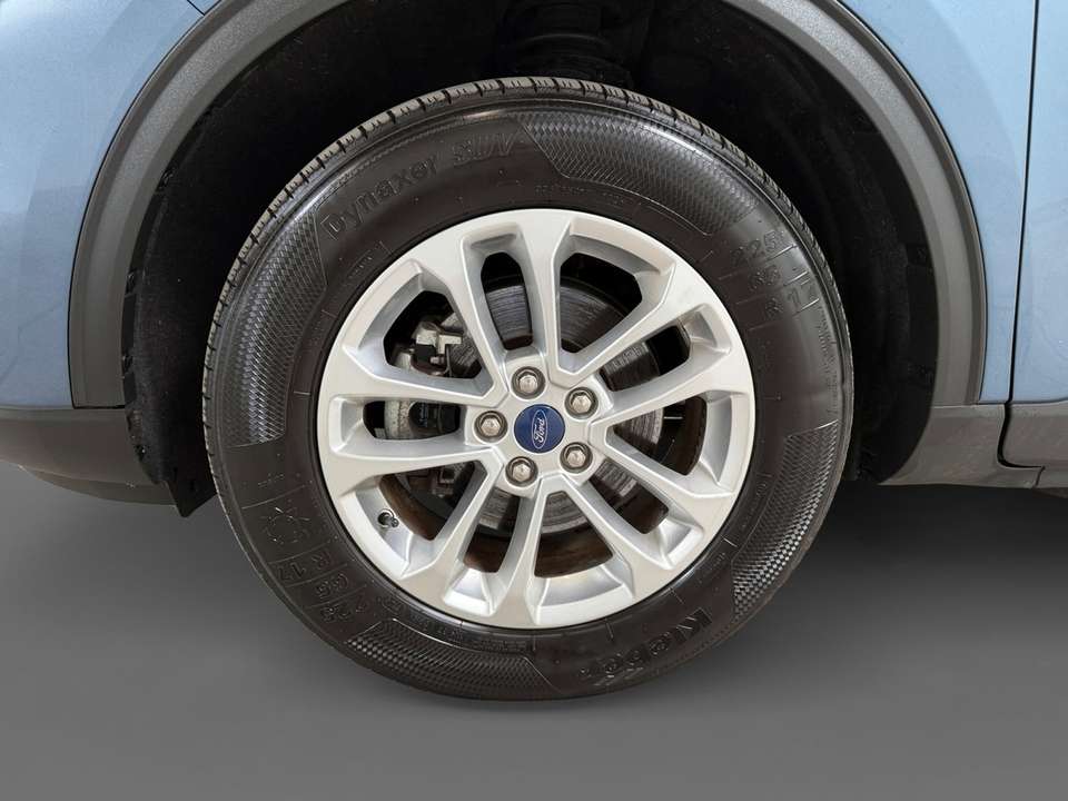 Ford Kuga - Imagem 14
