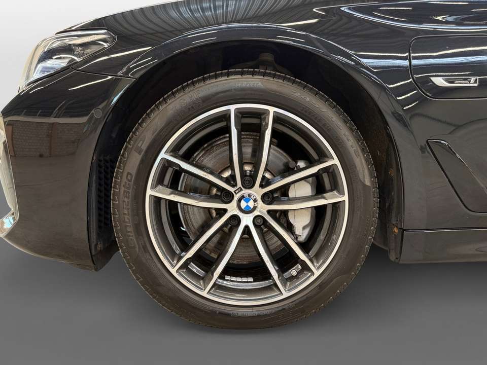 BMW 530 - Imagem 14