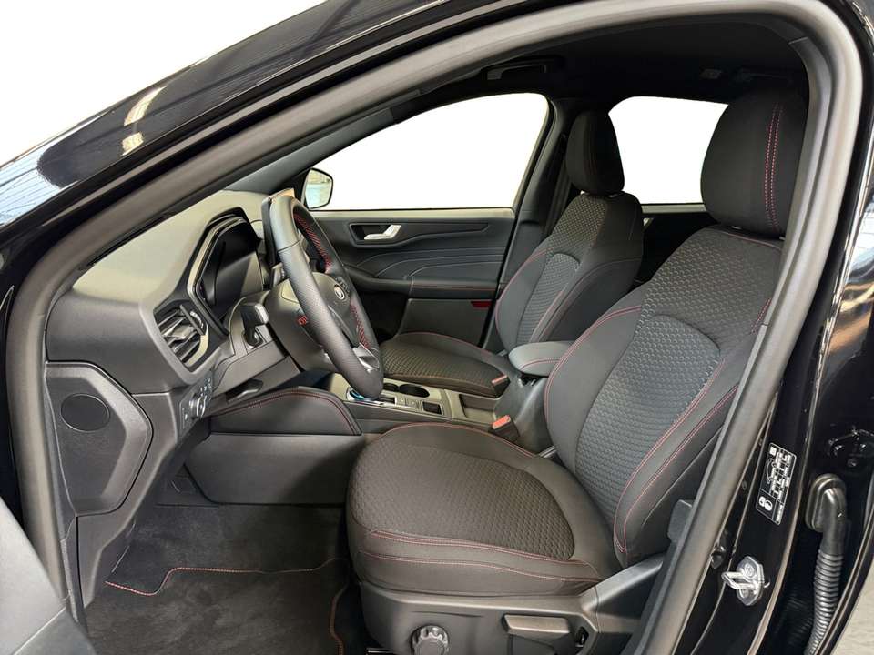 Ford Kuga - Imagem 11