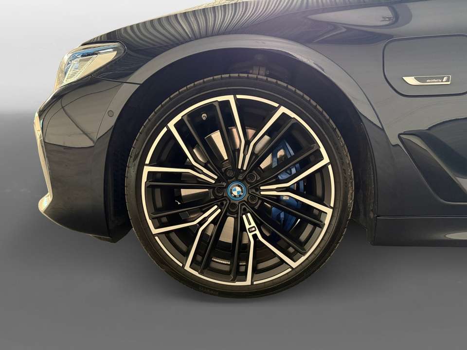 BMW 545 - Imagem 12