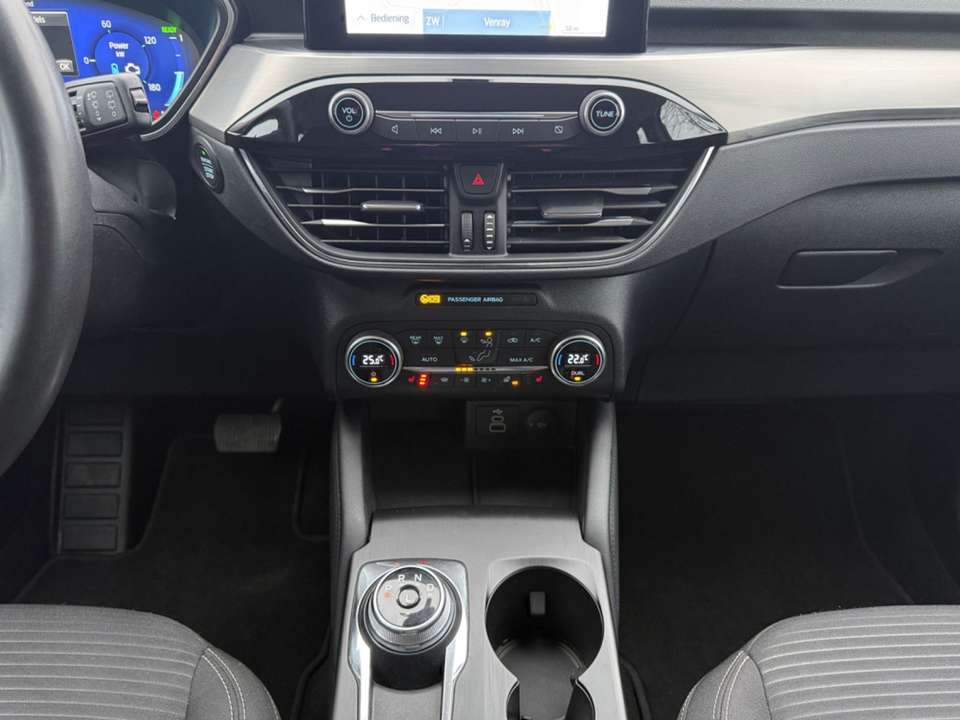 Ford Kuga - Imagem 8