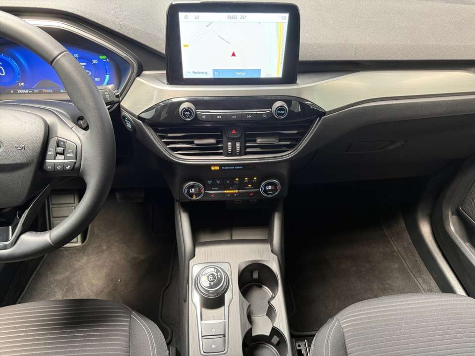 Ford Kuga - Imagem 8