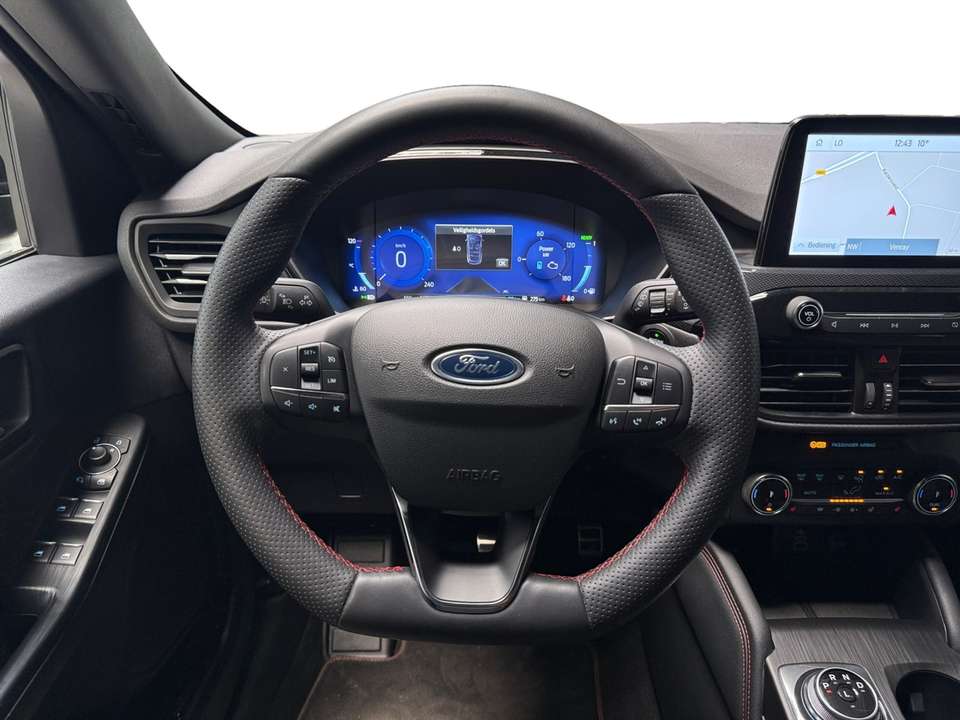 Ford Kuga - Imagem 12