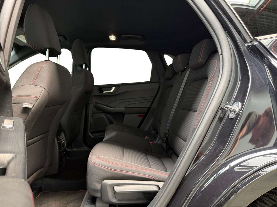 Ford Kuga - Imagem 13