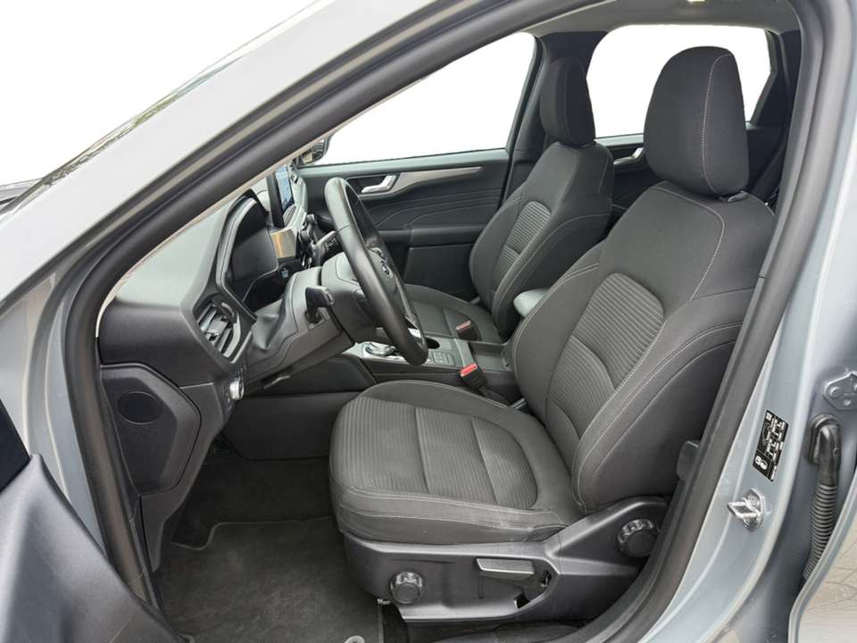 Ford Kuga - Imagem 11