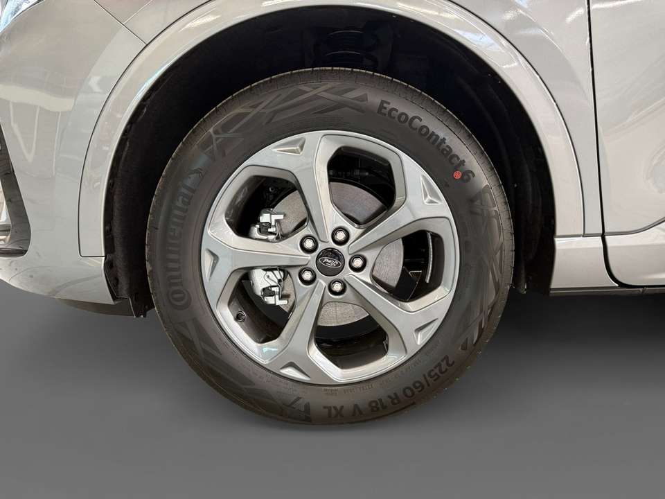 Ford Kuga - Imagem 14