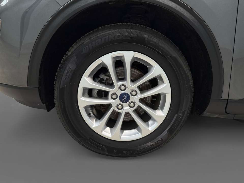 Ford Kuga - Imagem 14