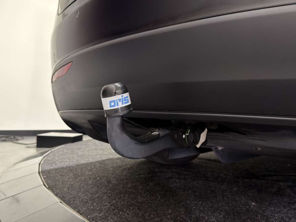 Tesla Model X - Imagem 11