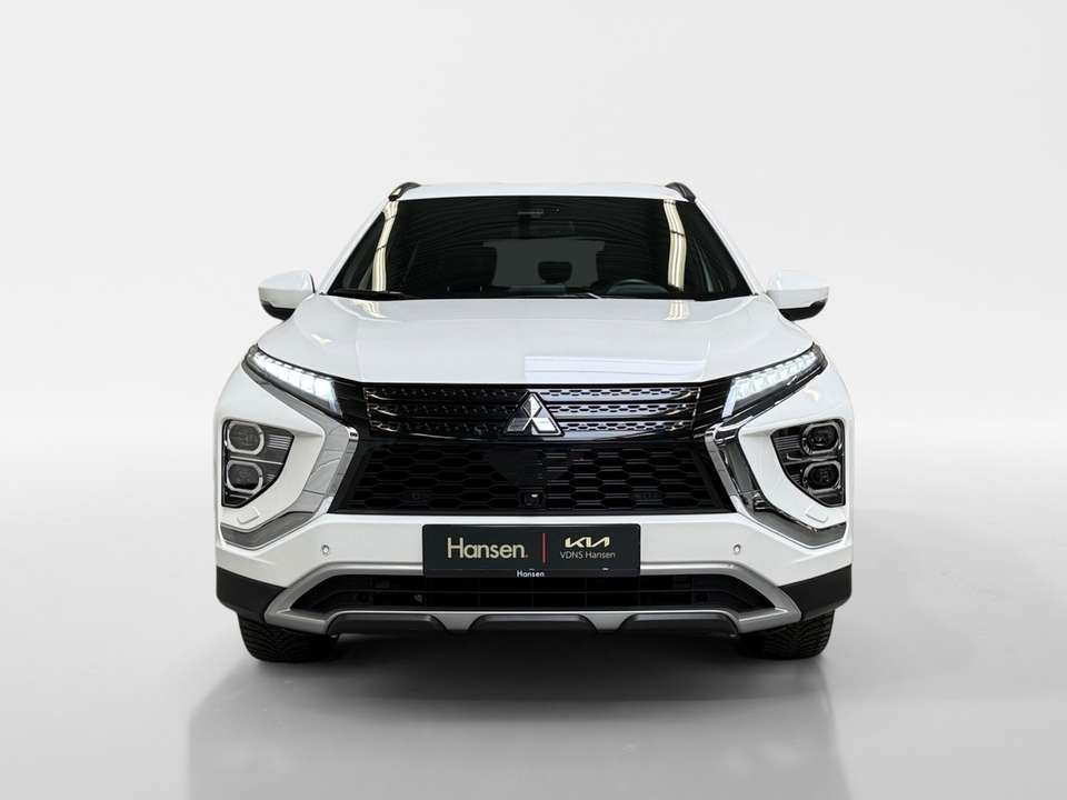 Mitsubishi Eclipse Cross - Imagem 13