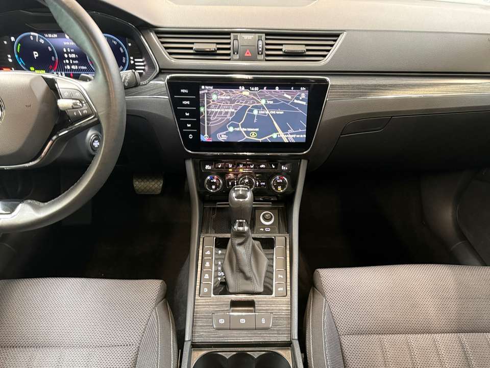 Skoda Superb - Imagem 8