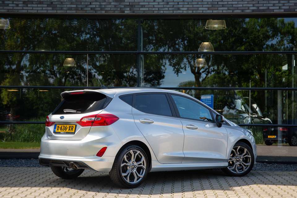 Ford Fiesta - Imagem 2