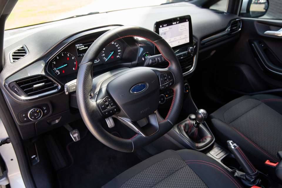 Ford Fiesta - Imagem 4