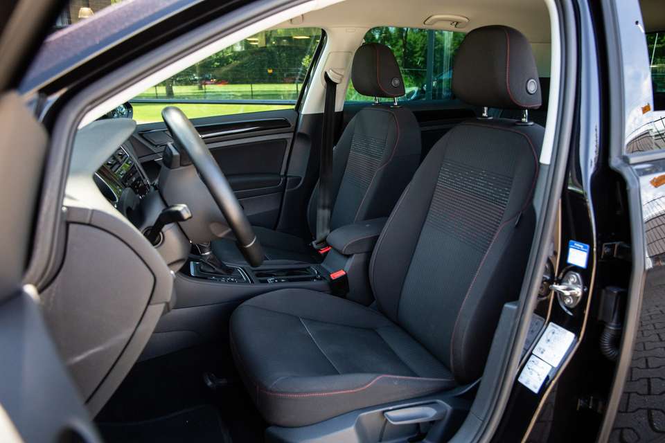 Volkswagen Golf - Imagem 3