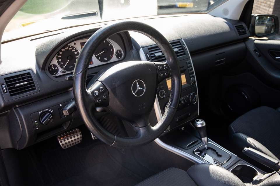 Mercedes-Benz A 200 - Imagem 4