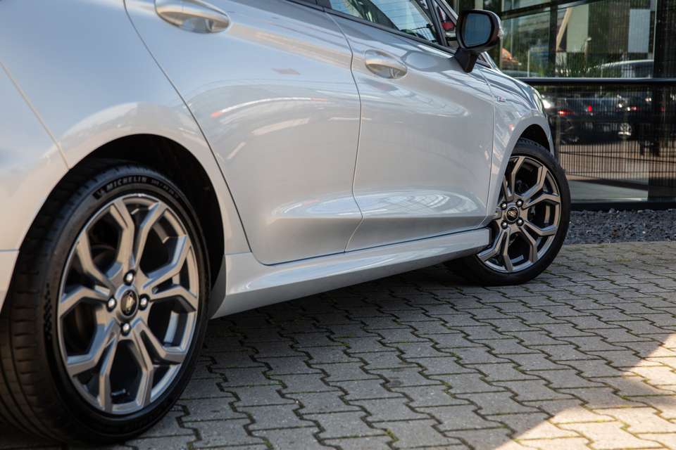 Ford Fiesta - Imagem 8
