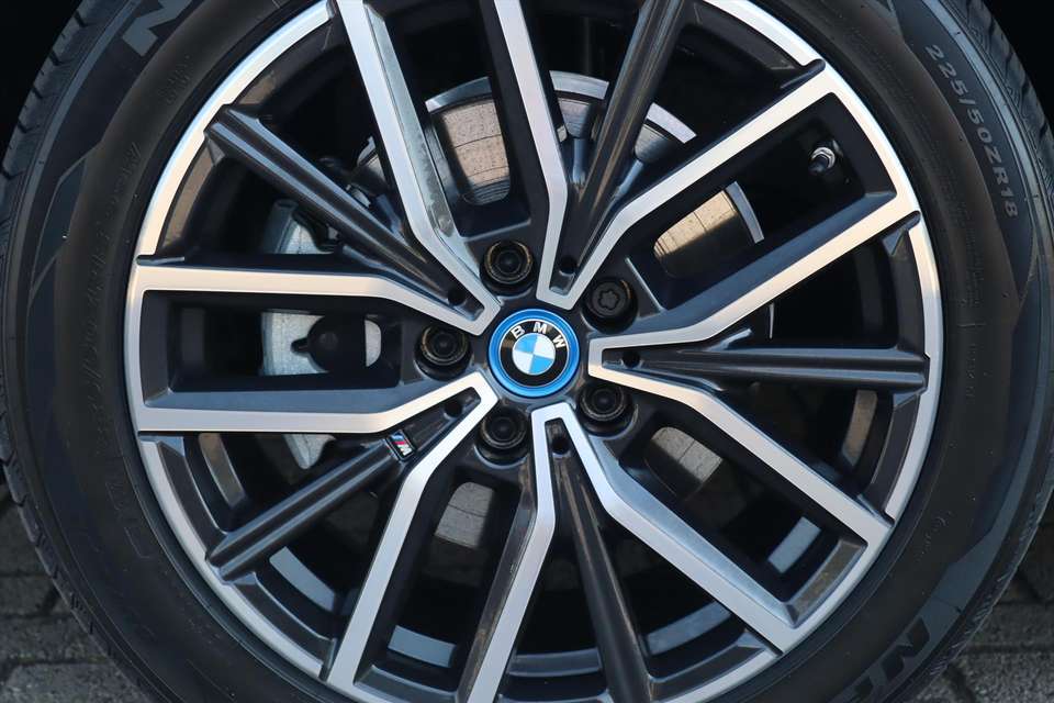 BMW 225 - Imagem 11
