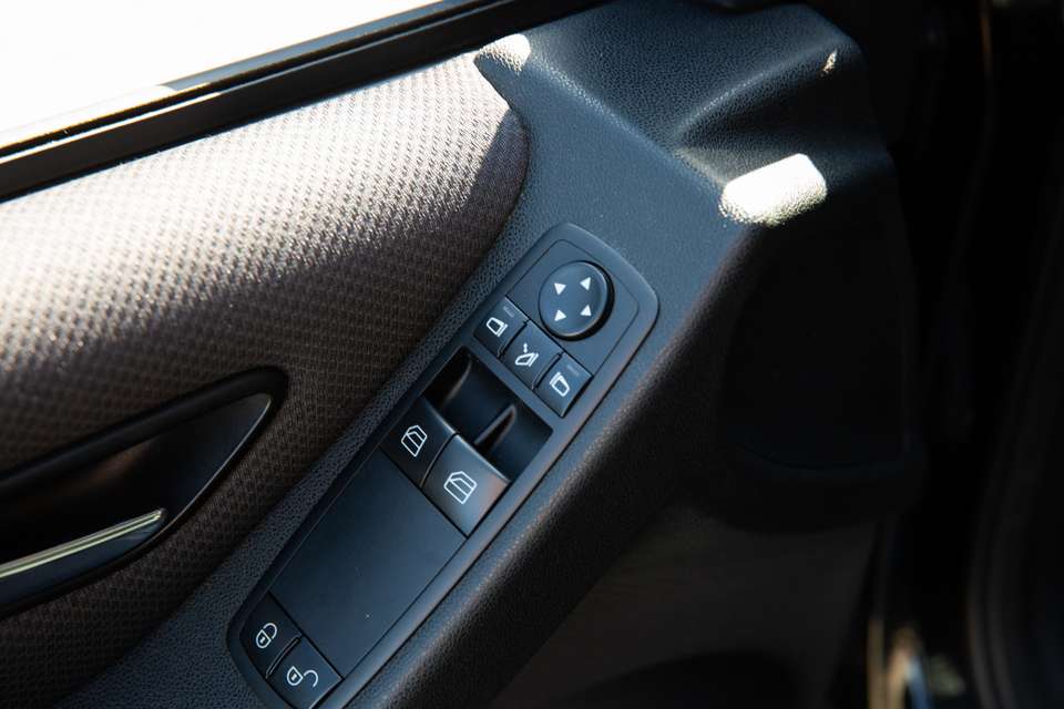 Mercedes-Benz A 200 - Imagem 16