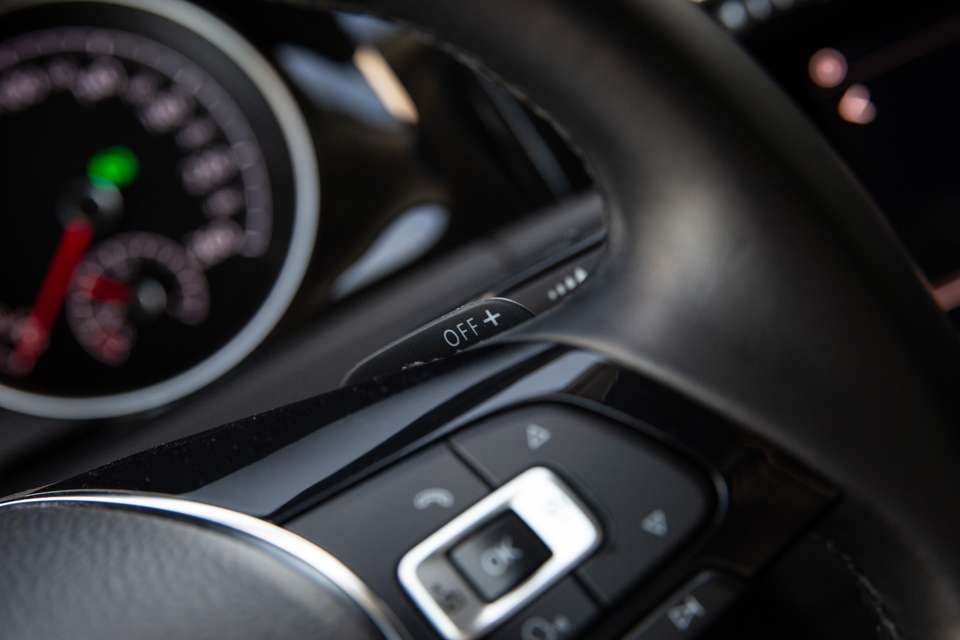 Volkswagen Golf - Imagem 18