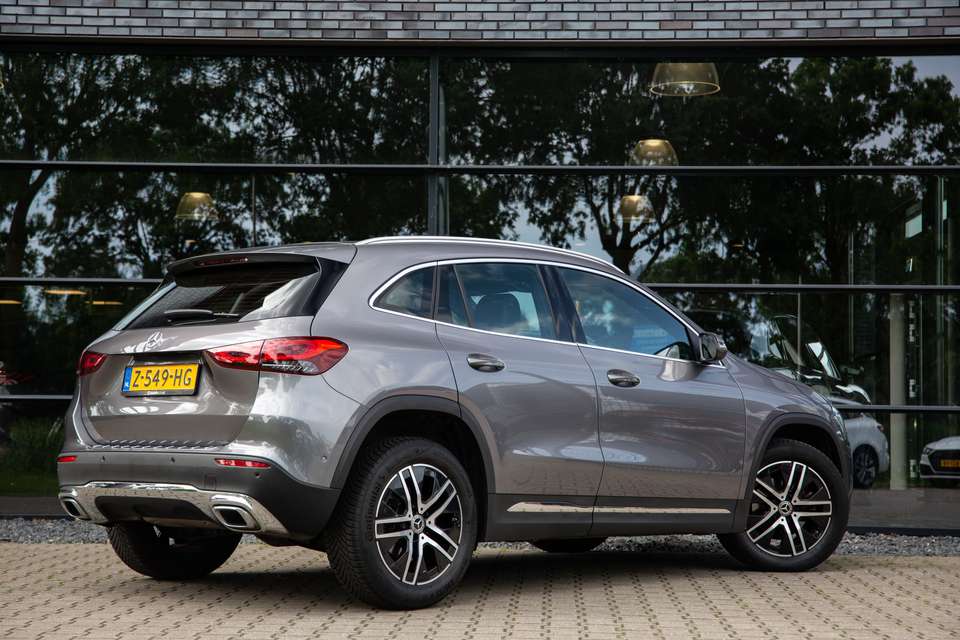 Mercedes-Benz GLA 200 - Imagem 2