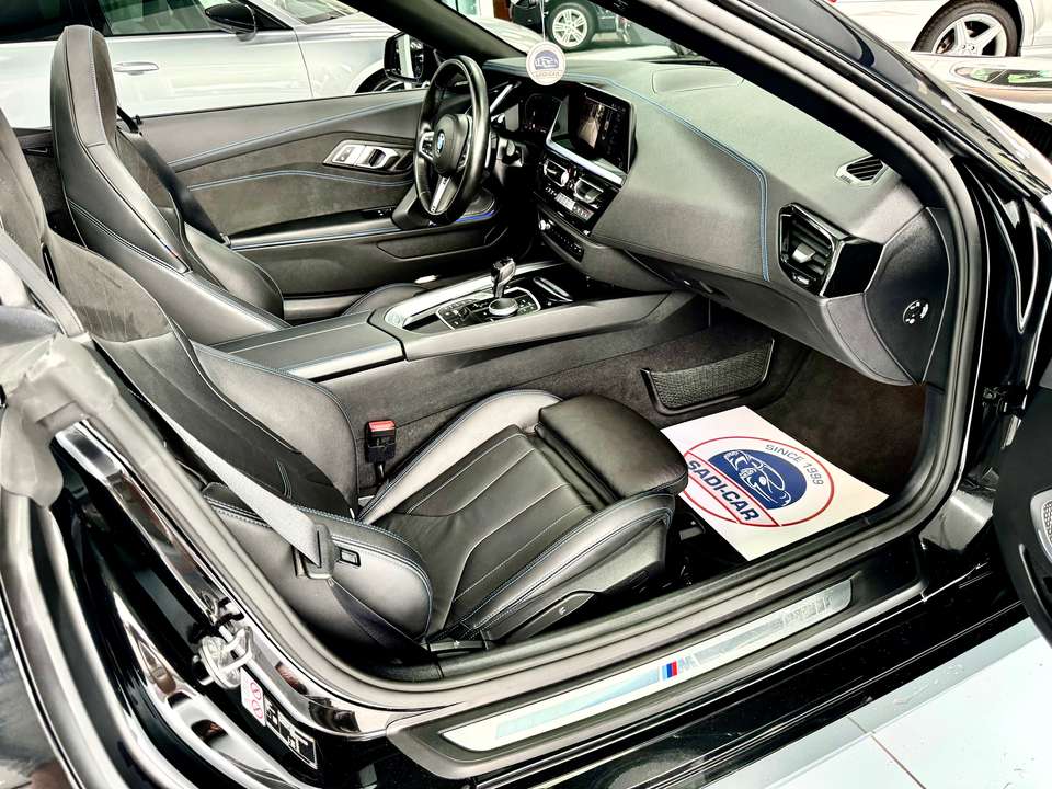 BMW Z4 - Imagem 14